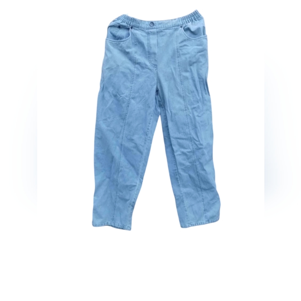 Cathy Daniels Woven Chambray & Denim Pull on Jeans. Pull On Short Pants